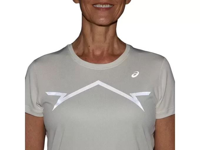 LITE-SHOW SHORT SLEEVE TOP LITE-SHOW SHORT SLEEVE TOP