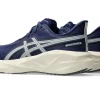 NOVABLAST  5 ASICS TRACK CLUB