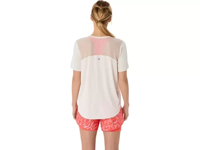 ROAD V-NECK SHORT SLEEVE TOP ROAD V-NECK SHORT SLEEVE TOP