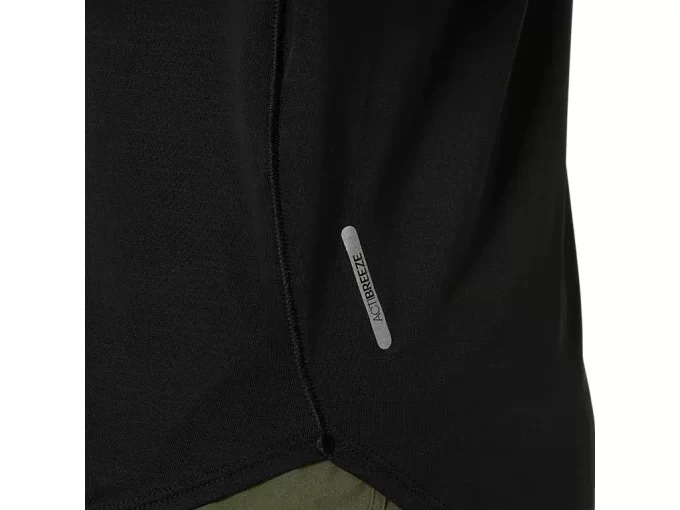 ROAD V-NECK SHORT SLEEVE TOP ROAD V-NECK SHORT SLEEVE TOP