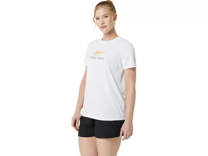 WOMEN’S COURT TENNIS GRAPHIC TEE WOMEN’S COURT TENNIS GRAPHIC TEE