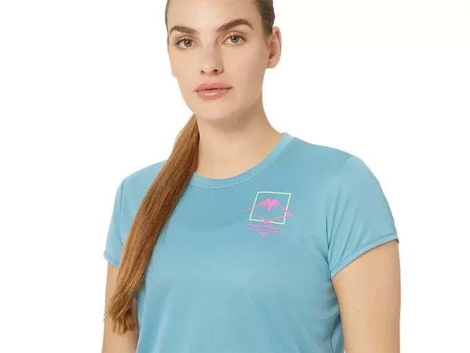 WOMEN’S FUJITRAIL LOGO SHORT SLEEVE TOP