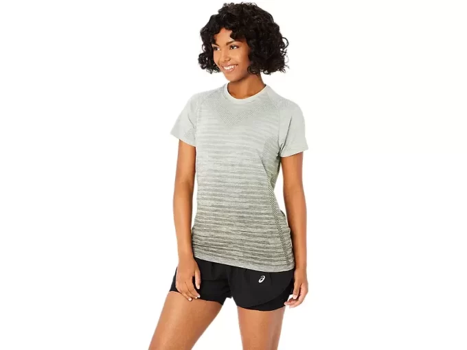 WOMEN’S SEAMLESS SHORT SLEEVE TOP