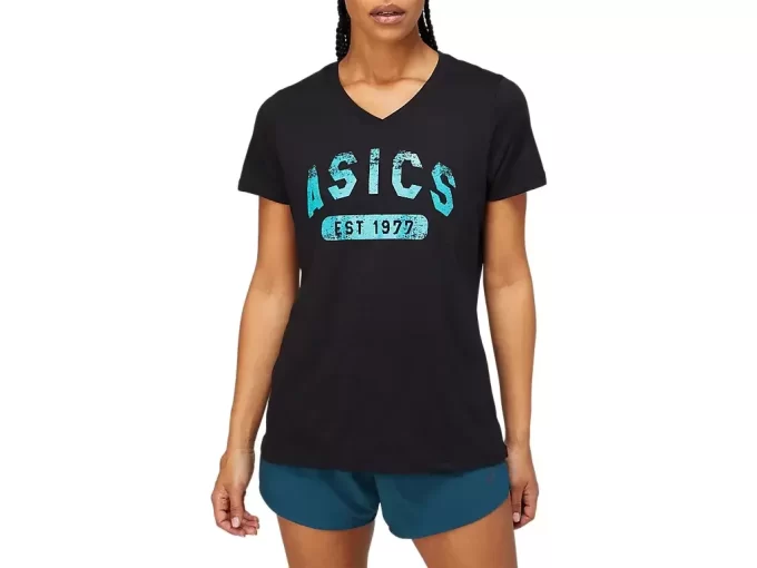 WOMEN’S SHORT SLEEVE EST 1977 V-NECK TEE