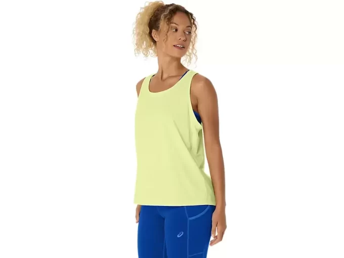 WOMEN’S TRAINING CORE TANK WOMEN’S TRAINING CORE TANK