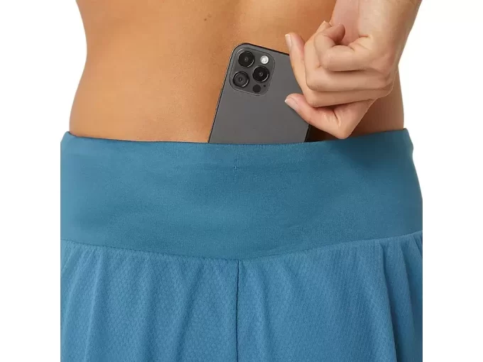 WOMEN’S VENTILATE 2-N-1 3.5IN SHORT WOMEN’S VENTILATE 2-N-1 3.5IN SHORT