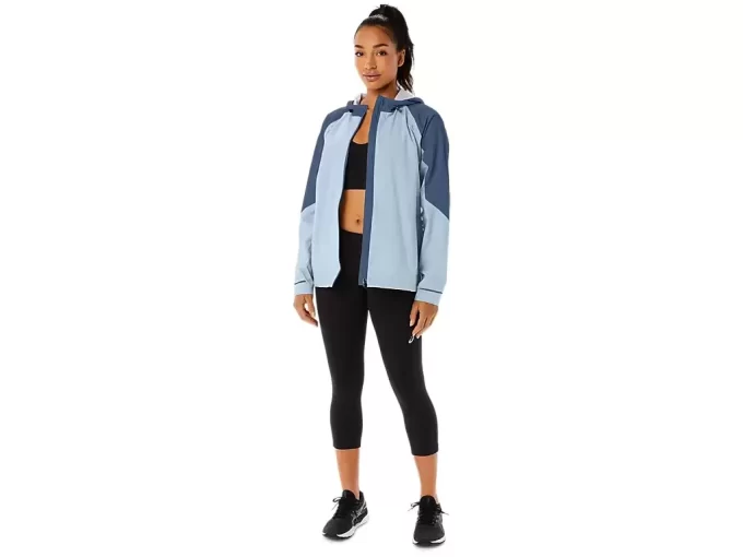 WOMEN’S WATERPROOF JACKET