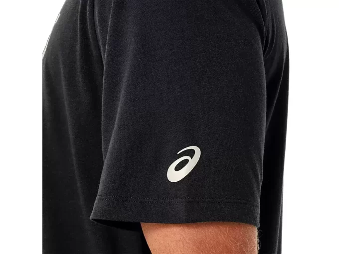 XG SHORT SLEEVE LOCKUP LOGO TEE XG SHORT SLEEVE LOCKUP LOGO TEE